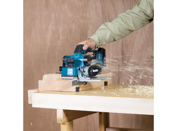 Makita Høvel LXT DKP181Z 18V 82 mm