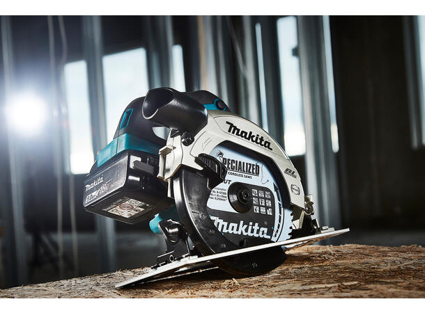 Makita Sirkelsag LXT DHS660Z 18V 5 000 min-¹, 165 mm