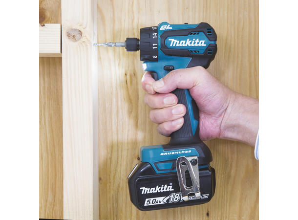 Makita Borskrutrekker DDR083 BL-M 18V 40 Nm 0–1 700 min?¹