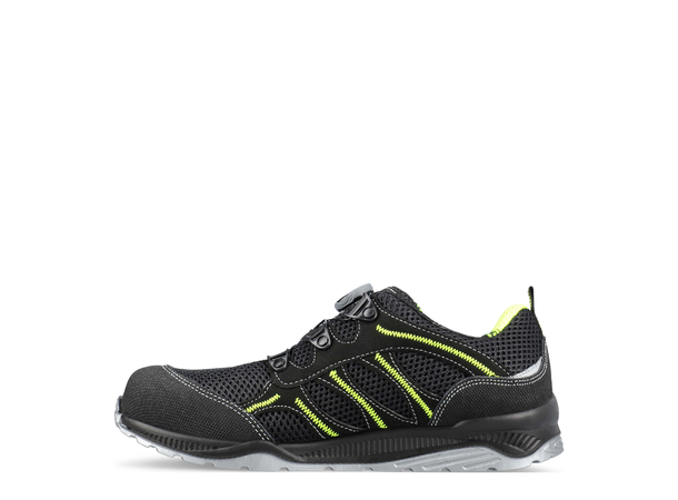 Cofra Stack S1P Svart, str.35 S1P SRC